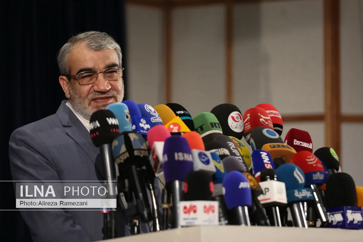 نتیجه حاکمیت قانون جلب اعتماد عمومی است