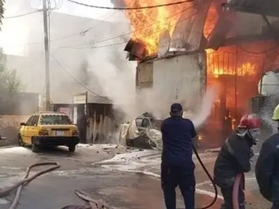 مصدومیت یک آتش‌نشان در حادثه آتش‌سوزی 