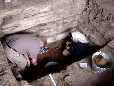 کهن‌ترین صنایع دستی جهان از غار یافته خرم آباد بیرون آمد/ دندانی که ۳۹ هزار سال پیش به گردن انسان نخستین آویخته شد