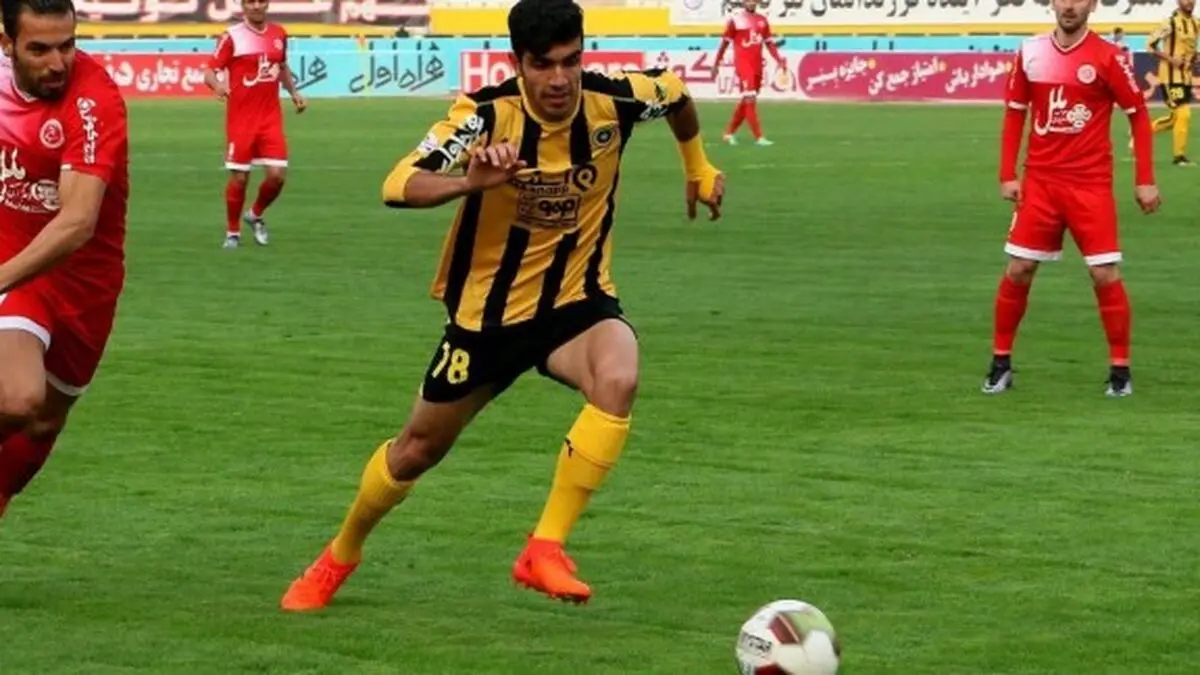 مدافع سپاهان رفتنی شد(عکس)