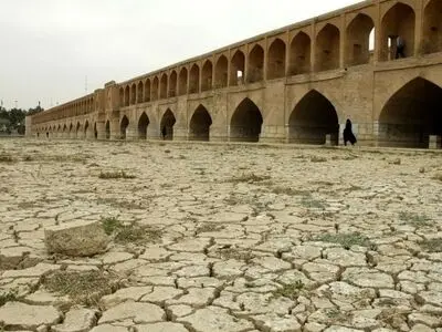 تشکیل ستاد ملی مقابله با فرونشست برای نجات میراث اصفهان 