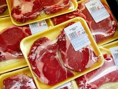 اهدای ۳۵۰ بسته معیشتی بین نیازمندان اصفهانی