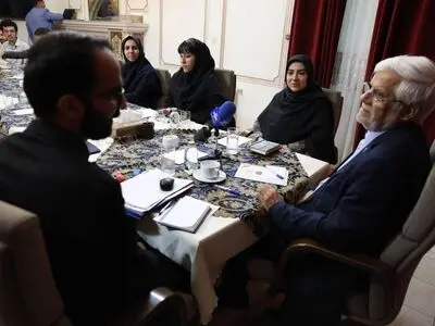 نخبگان سرخورده نشوند/ نظام اداری هنوز نیازمند اصلاح است