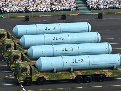 موشک اتمی جدید چین که از زیردریایی پرتاب می‌شود