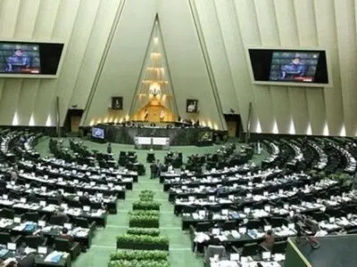اجتماع مغلق للبرلمان الایرانی للبحث فی رزم الدعم الحکومی