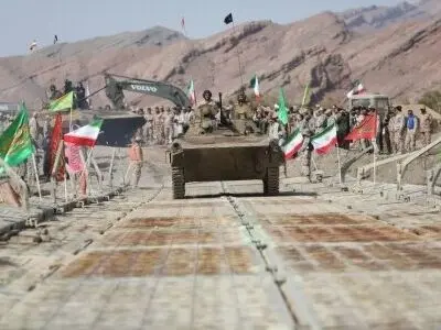نصب پل متحرک و تمرین انتقال تجهیزات در رزمایش اقتدار سپاه