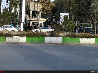تجمع کارگران البرز شرقی مقابل دفتر اداری معدن/ آزادی سه کارگر بازداشتی