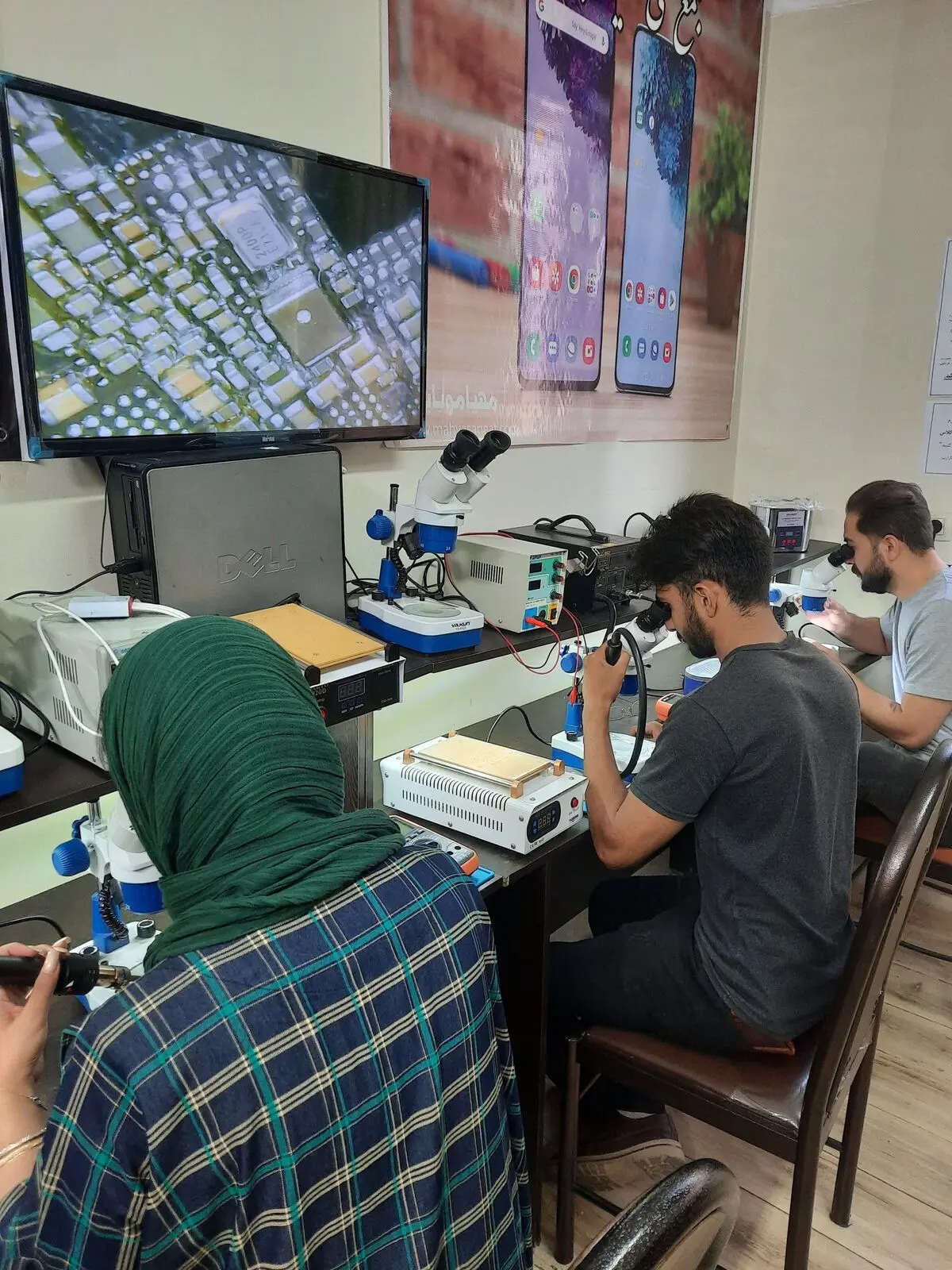 بهترین آموزشگاه تعمیرات موبایل