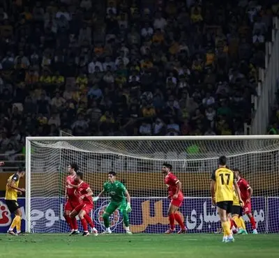 گل اول پرسپولیس به استقلال خوزستان توسط رفیعی