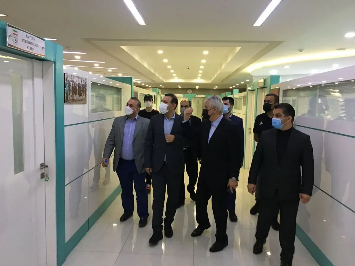 بازدید وزیر ورزش و جوانان از مرکز ملی فوتبال ایران