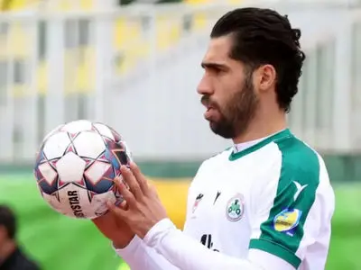 رسمی: نادر محمدی مدافع ذوب‌آهن لژیونر شد!