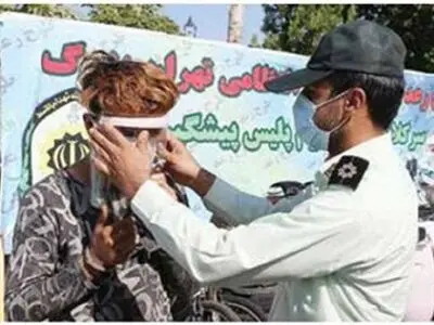 سرقت باتری خودرو با لباس و آرایش زنانه 