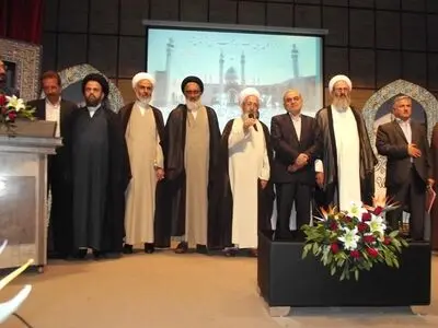 امام زادگان چراغ عبادت و مشعل دان اسلام ناب محمدی هستند