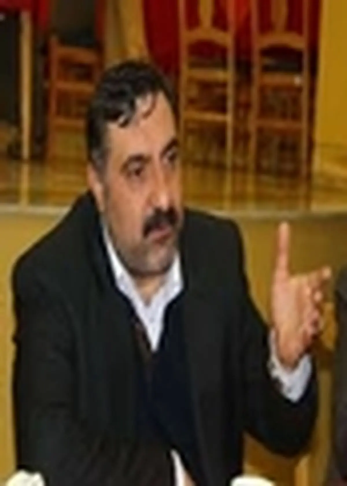 با برگزاری آزمون های بین المللی در ایران مشکل زبان متقاضیان اعزام به خارج برای کار حل می شود