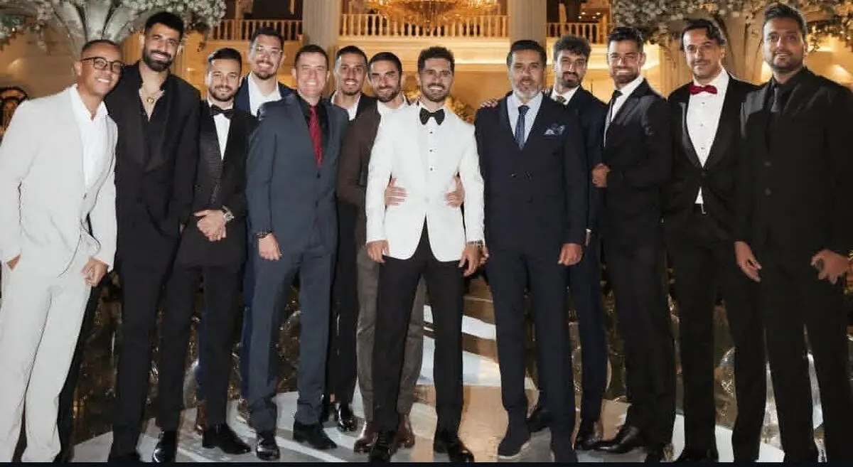 عکس دسته جمعی پرسپولیسی‌ها در عروسی عالیشاه