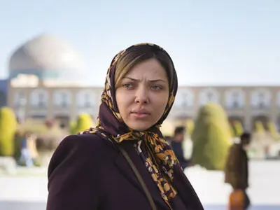 اکران مردمی و افتتاح رسمی فیلم «مالیخولیا»، جمعه در مگامال