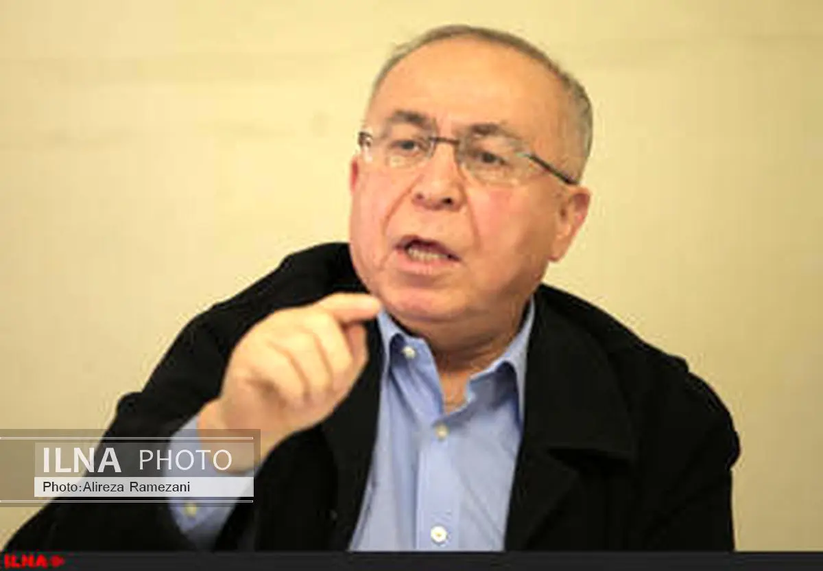 قانون کار مانع تولید نیست/موانع را باید جای دیگری جست