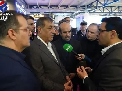 گزارش تصویری از غرفه شرکت "آب و نیرو" در چهاردهمین نمایشگاه انرژی‌های تجدیدپذیر
