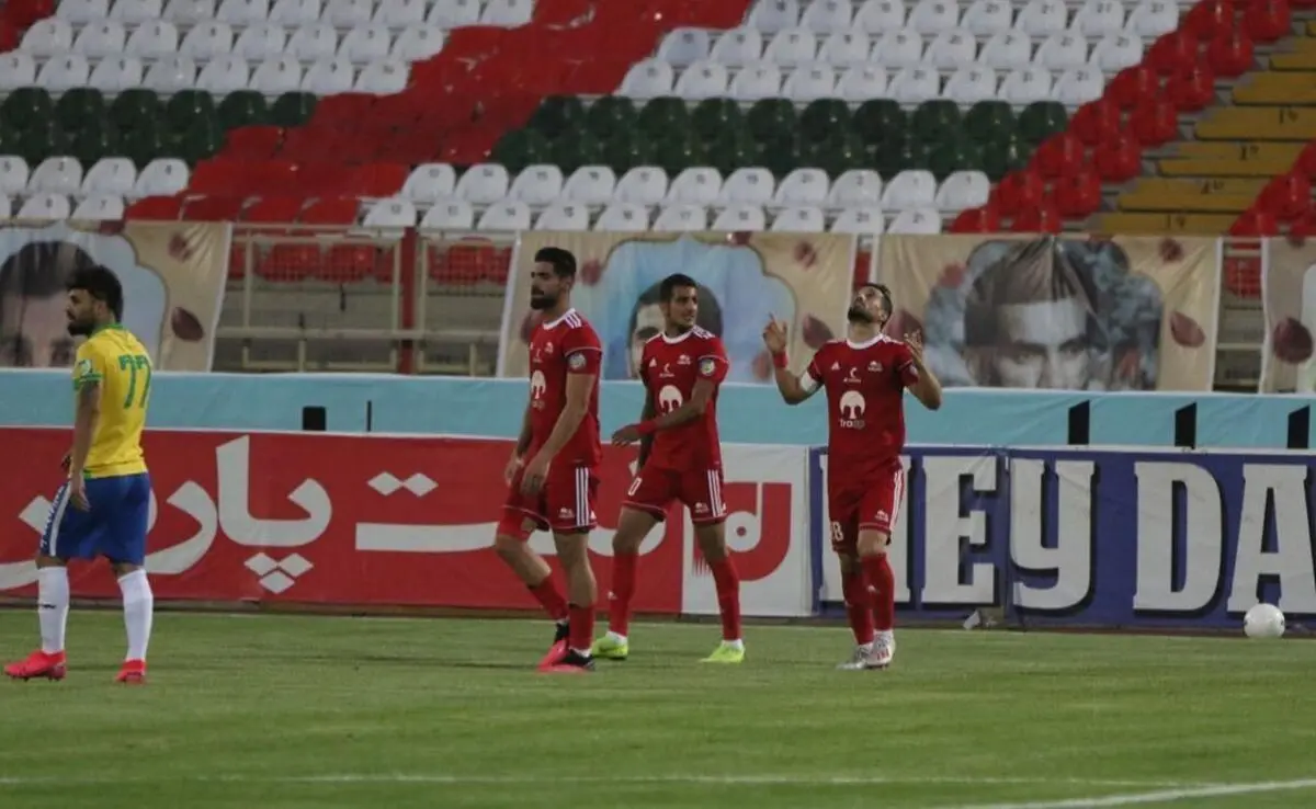 ویدئو : گل دوم تراکتور به صنعت نفت آبادان