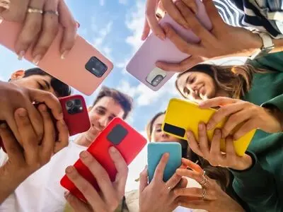 چرا باید سلبریتی‌ها را آنفالو کنید؟