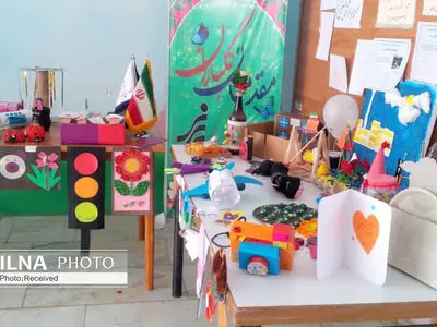 نمایشگاه هفته فرهنگ و هنر در مدارس قزوین برگزار شد