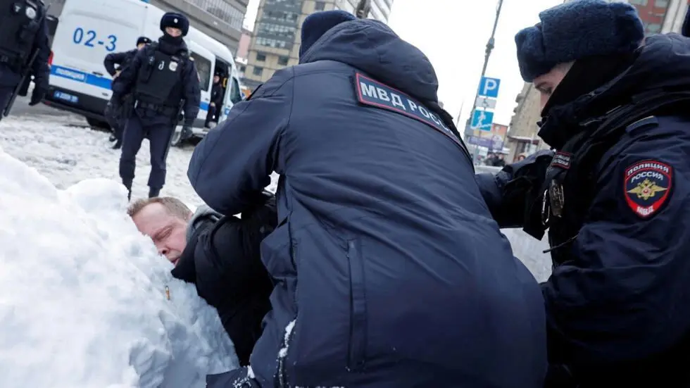 دستگیری بیش از ۴۰۰ نفر از هواداران «ناوالنی» در روسیه