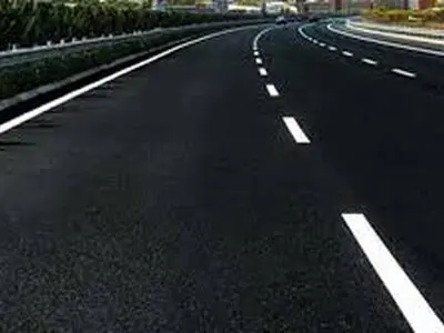 اجرای ۲۳۰۰ کیلومتر خط‌کشی در راه‌های همدان برای افزایش ایمنی