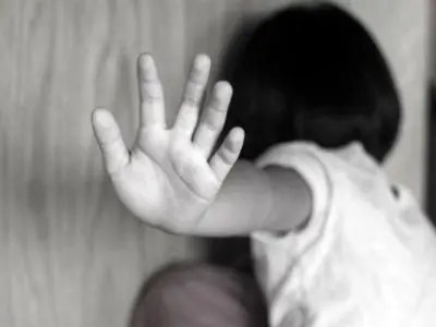 ۷۶ درصد از موارد کودک‌آزاری در فرآیند درمان با مشکل اقتصادی مواجه نبودند؛ غفلت و بی‌توجهی در صدر بدرفتاری‌ها