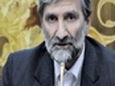 به خاطر مسوولیت اعتقاداتم را زیر پا نمی‌گذارم
