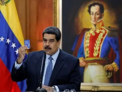 On Venezuelan independence day, Maduro calls for dialogue as Guaido slams 'dictatorship'


