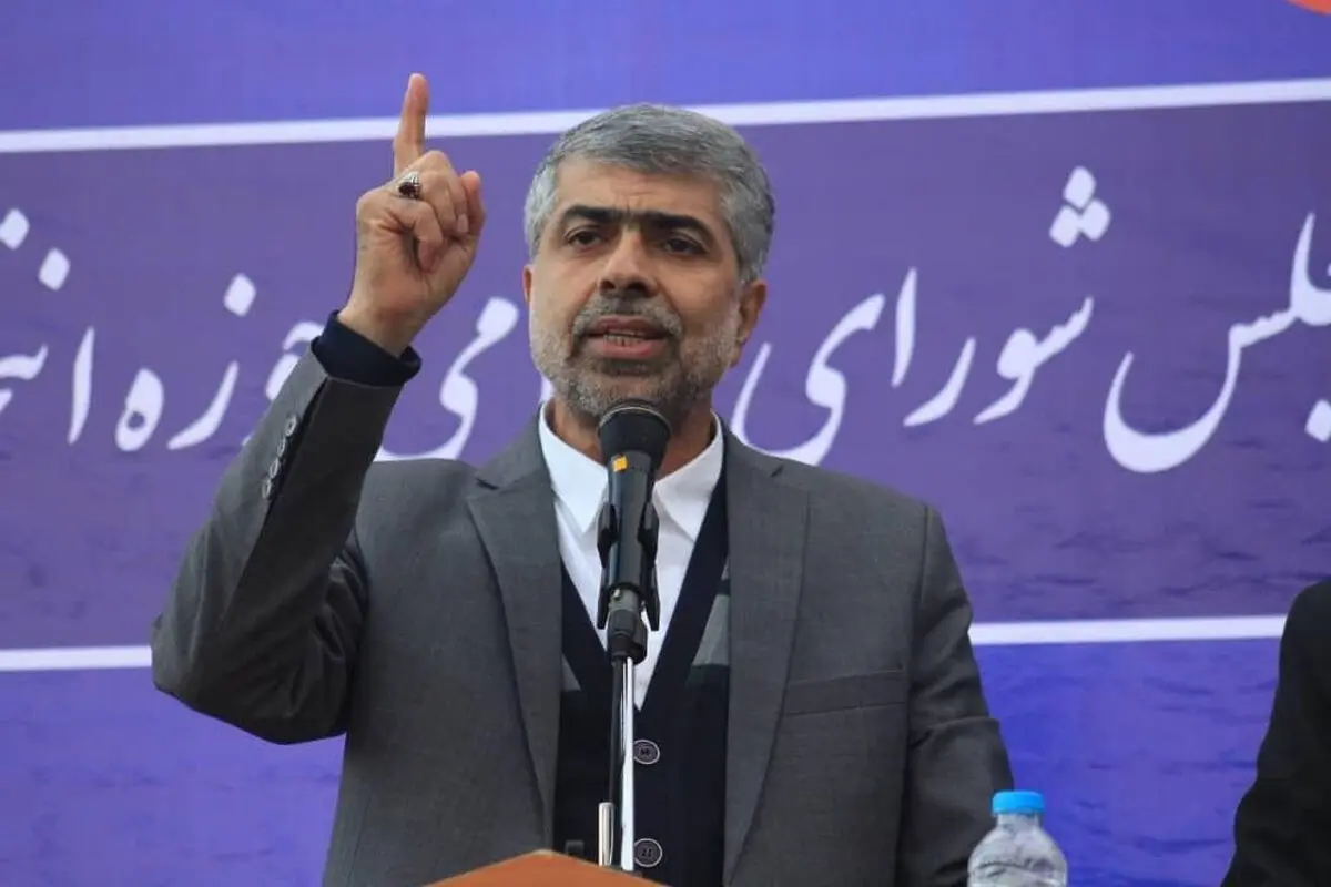 نماینده منتخب را در همه امور یاری می‌کنیم