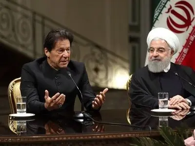 Imran Khan says Trump asked him to mediate between Iran, US