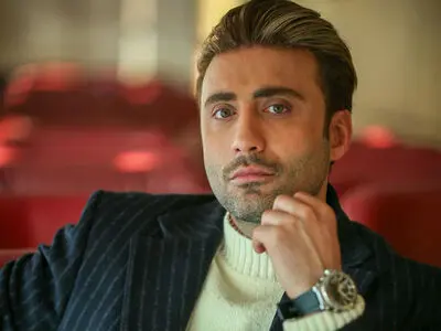 شهید شیرودی برای من مثل آرش کمانگیر است/ «آسمان غرب» را نباید با نگاه سیاسی و جناحی دید