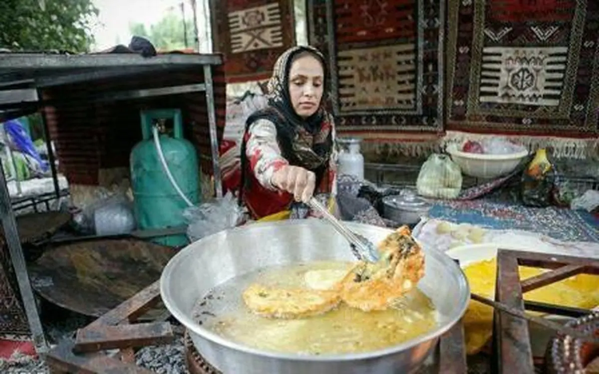 جشنواره پاسداشت ثبت‌جهانی فرهنگ پخت نان‌های تخت در همدان برگزار شد