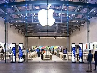 Apple to close retail stores outside Greater China until March 27