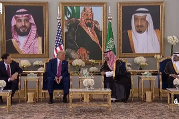 ترامب یصل إلى السعودیة ضمن جولة خلیجیة تشمل الإمارات وقطر
