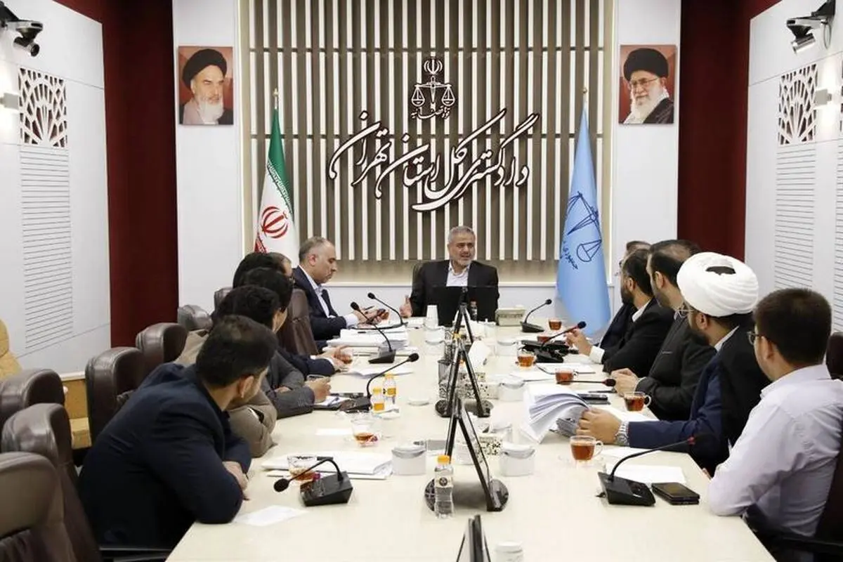 کشف ۱۴ مرکز دپوی سوخت قاچاق در شهرستان رباطکریم/ بهکارگیری بستر هوش مصنوعی برای ردیابی مالی در پروندههای قاچاق سوخت