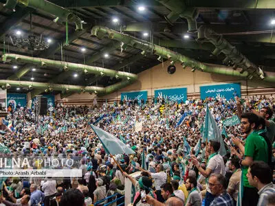 گردهمایی بزرگ طرفداران پزشکیان 