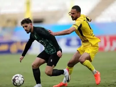 تساوی یک نیمه ای فجر و خیبر خرم آباد