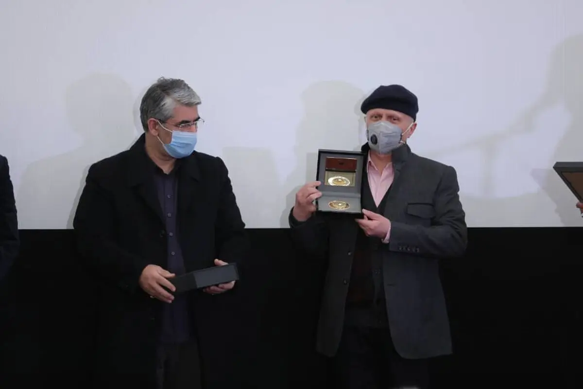 اهداء نشان عالی خورشید به مرتضی رزاق کریمی/ در جستجوی تهیه‌کننده‌ای کاربلد و مولد