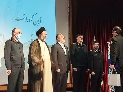تحریم شدن برای فرماندهان پلیس افتخار است