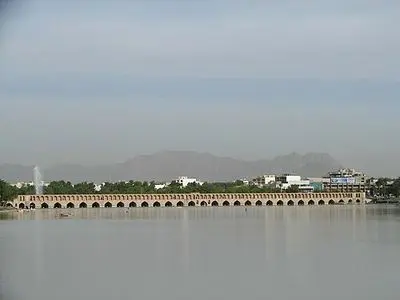 افزایش خروجی سد زاینده‌رود 