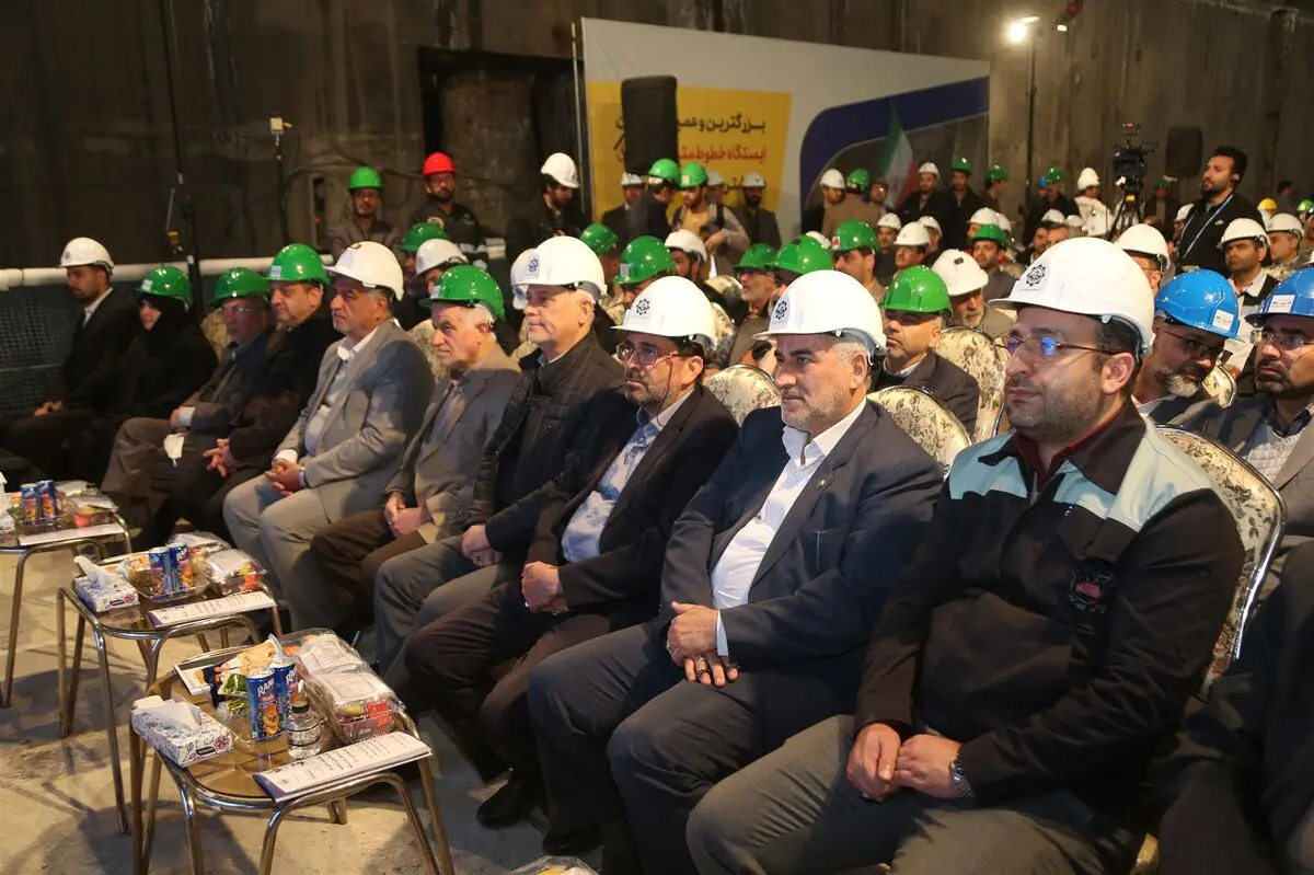 توسعه خط 2 مترو اصفهان با ریل ذوب آهن اصفهان