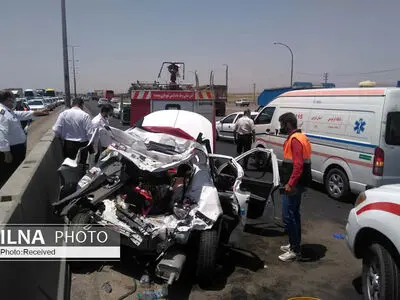 ۵ مصدوم بر اثر برخورد ۲ دستگاه خودرو در آزادراه قزوین-همدان 