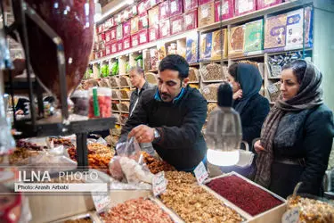 آجیل؛ قلمی که برای بسیاری از خانواده‌های کارگری به کالایی لوکس تبدیل شده است/یک کارگر: تورم کاری کرده است که یلدایمان کوتاه‌تر ولی فکر گذران معیشت مان بلندتر شود