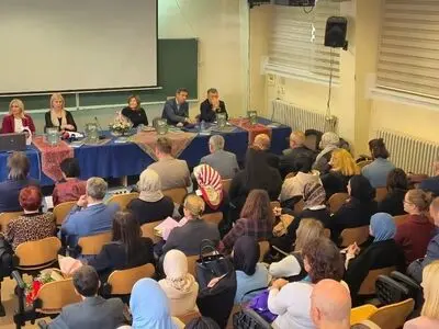 کتاب «فرهنگ واژگان فارسی در زبان بوسنیایی» در دانشگاه سارایوو رونمایی شد