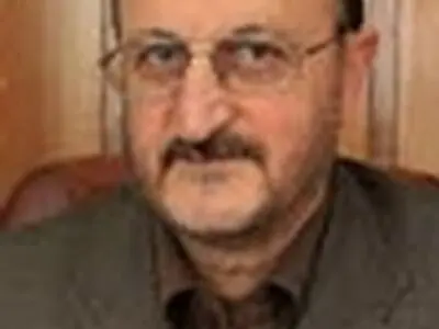 استاندار کردستان درگذشت عباس کمندی هنرمند نامدار کُرد را تسلیت گفت