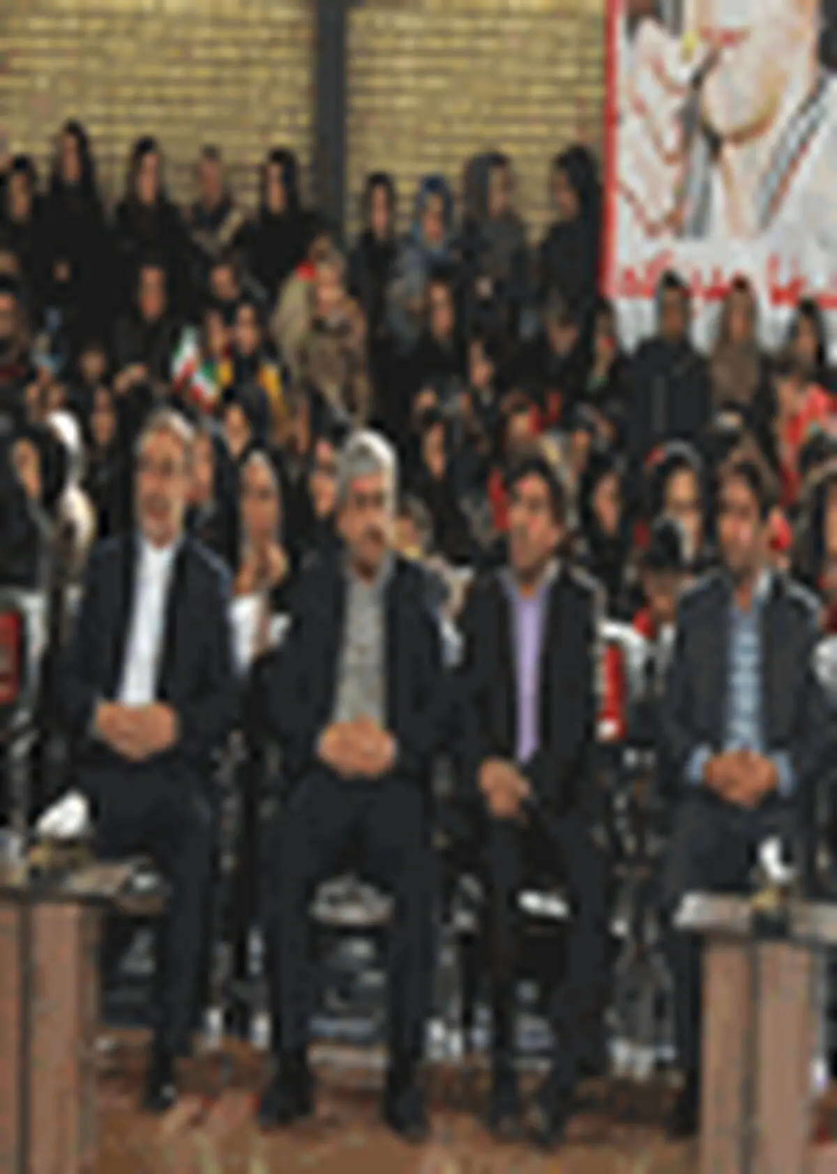 جشنواره فرهنگی ورزشی فجر در شهرستان بهارستان برگزار شد