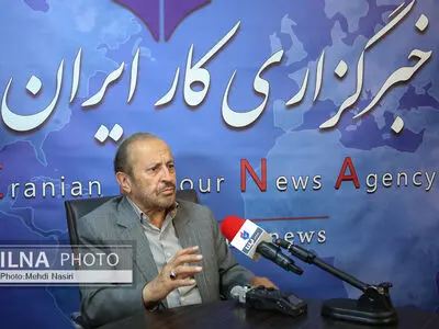 کاندیداها نباید وامدارِ افراد پولدار باشند/ برنامه‌های دولت نهم و دهم در حوزه کاهش آسیب‌ها را بازنگری و اجرا می‌کنم/ مافیای کنکور، اجازه حذف آن را نمی‌دهد