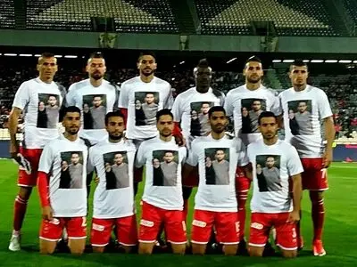 بازیکنان پرسپولیس به یاد رسن و مادرش (عکس)